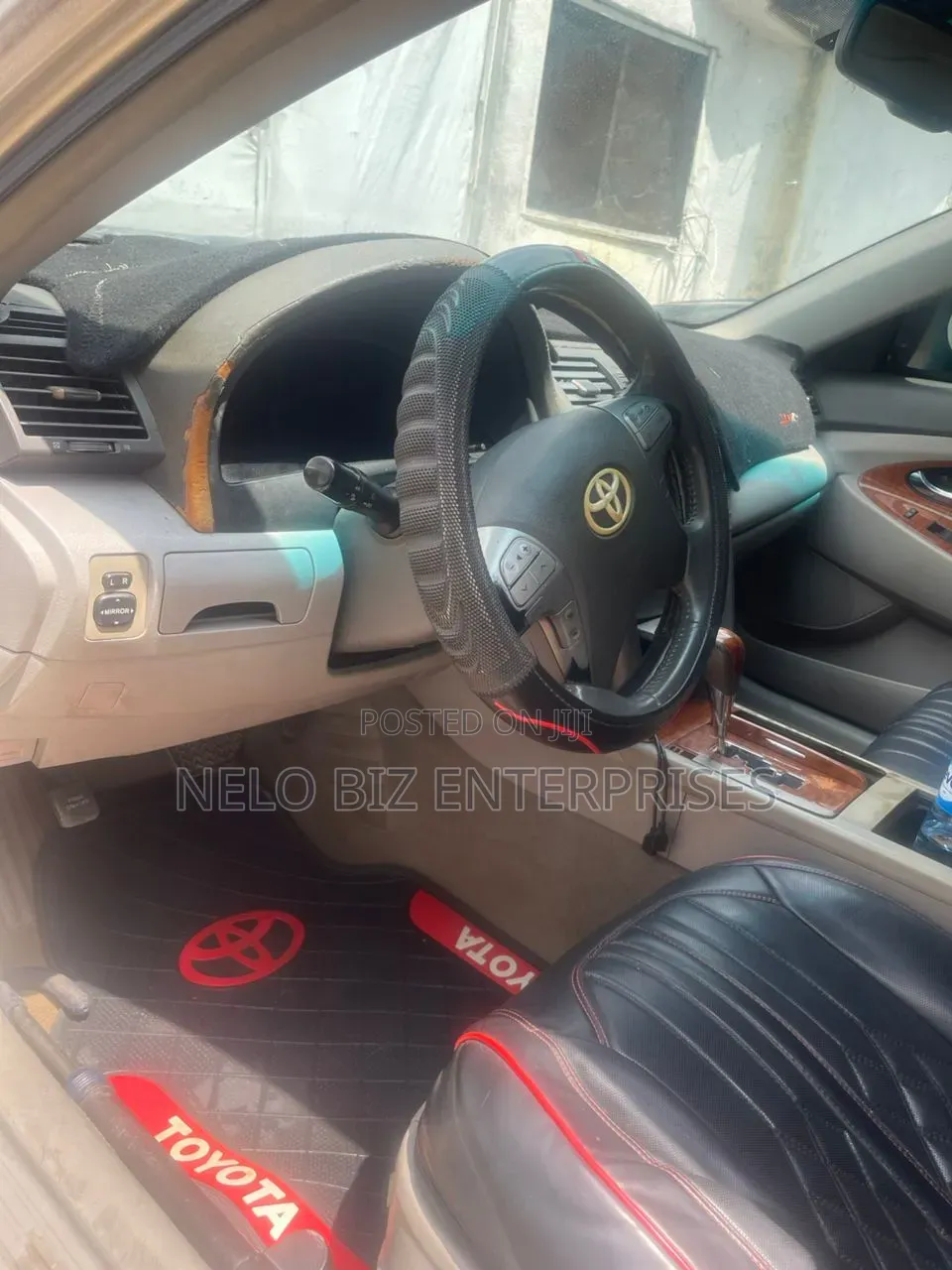 Toyota Camry LE 4dr Sedan (2.4L 4cyl 5A) 2008 Gold