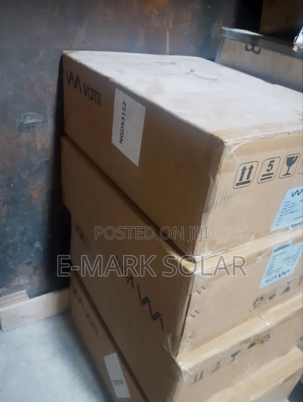 3.5kva Vatii Solar Hybrid Inverter 24v Available Now
