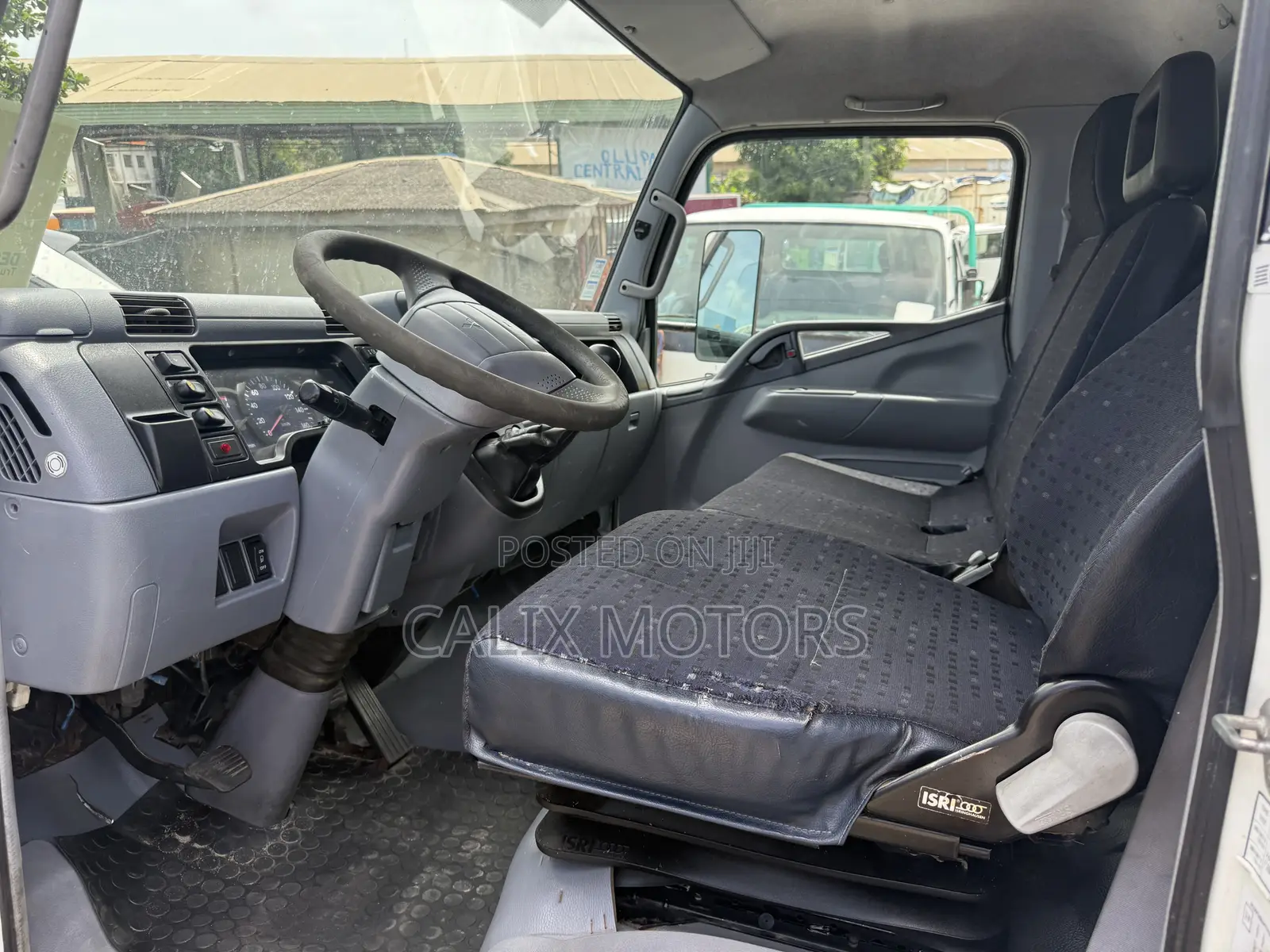 Foreign Used Mitsubishi Fuso Haulage Truck. 2017 White