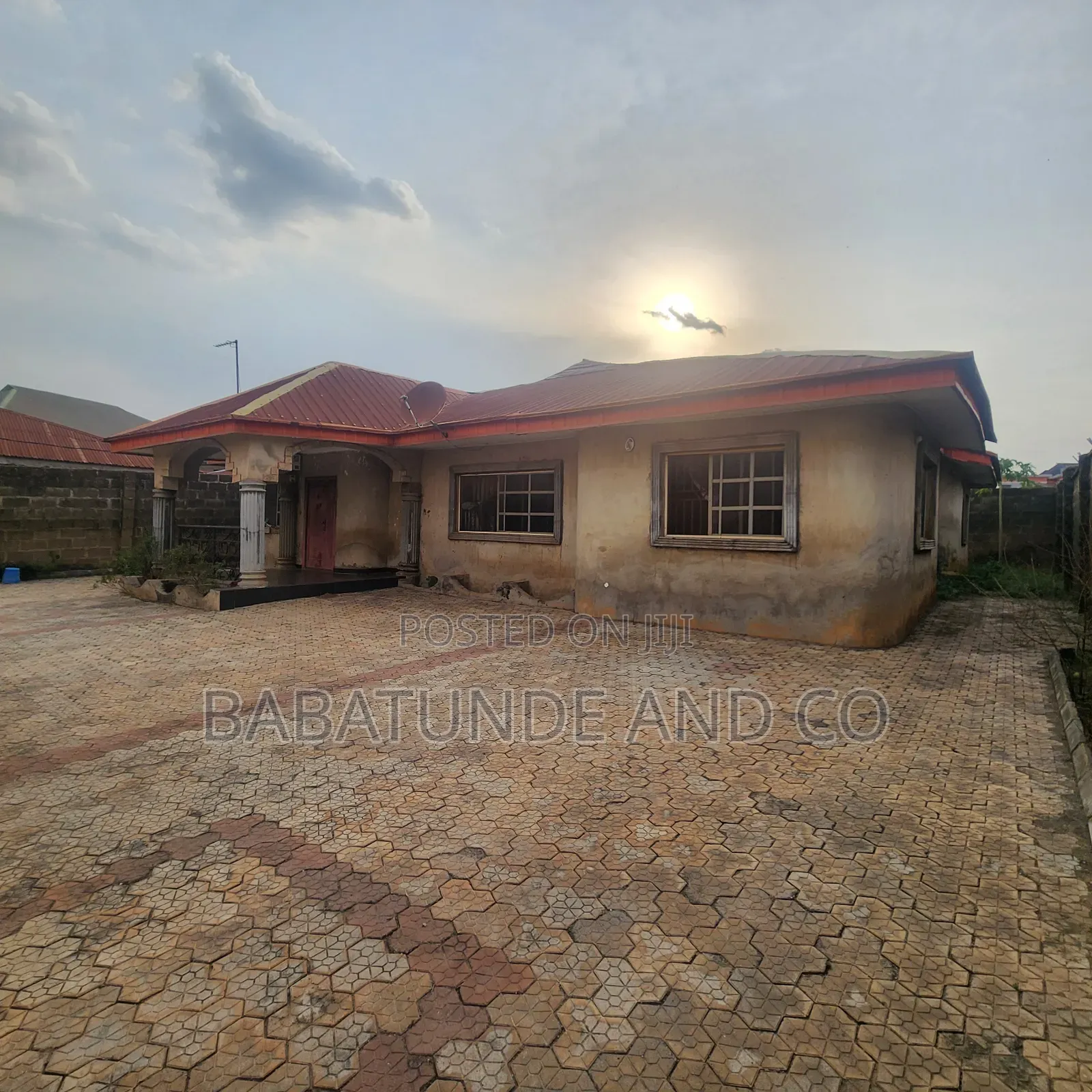 4bdrm House in Akobo for sale