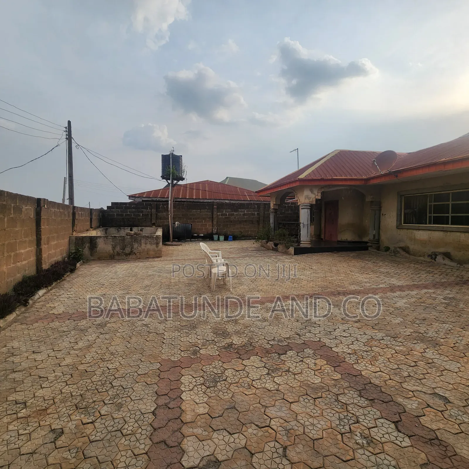 4bdrm House in Akobo for sale
