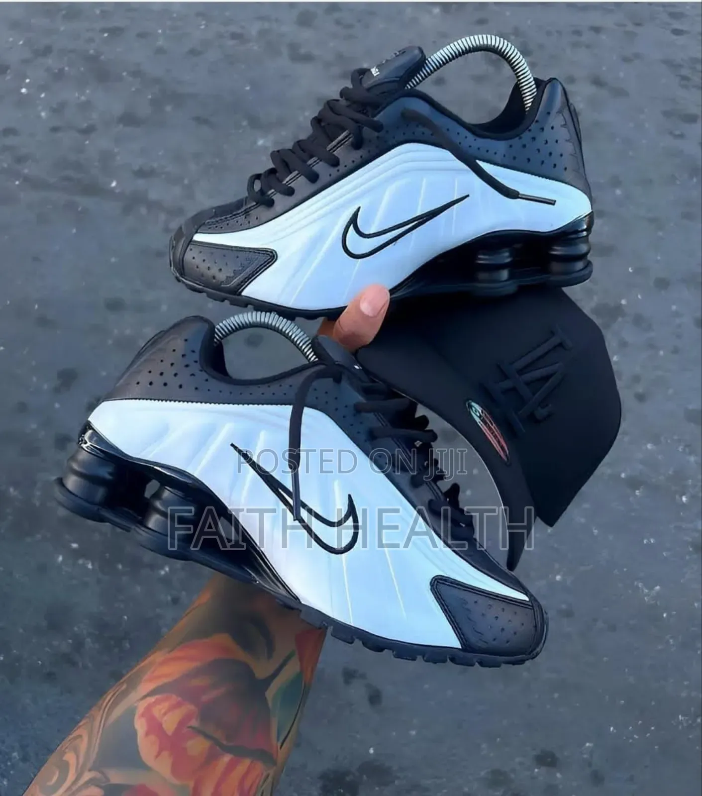 *Nike Shox “Racer” Snks*