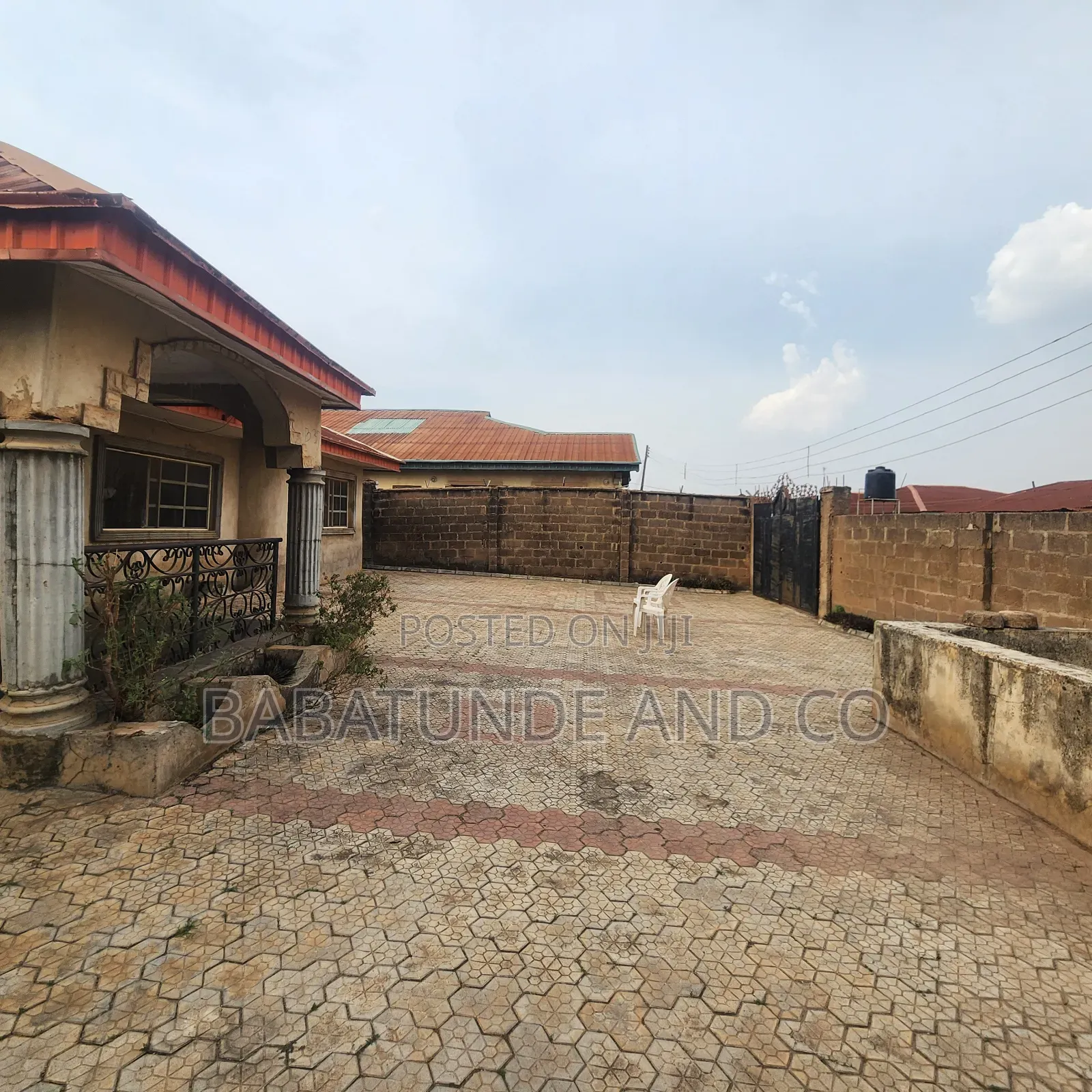 4bdrm House in Akobo for sale
