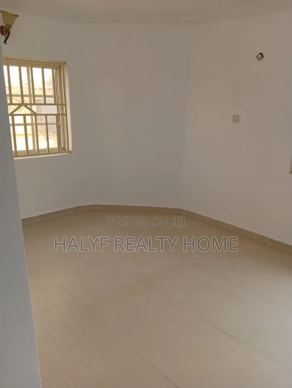 4bdrm Townhouse / Terrace in Legislative Quarters, Gudu for rent