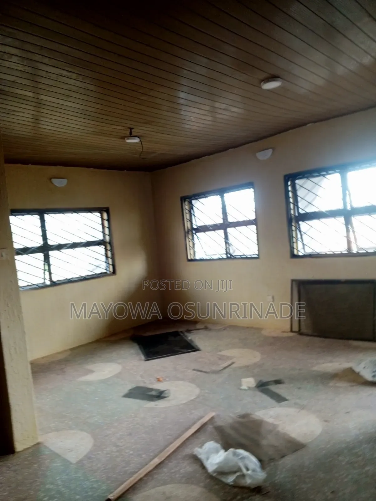 3bdrm Apartment in Ologuneru for rent