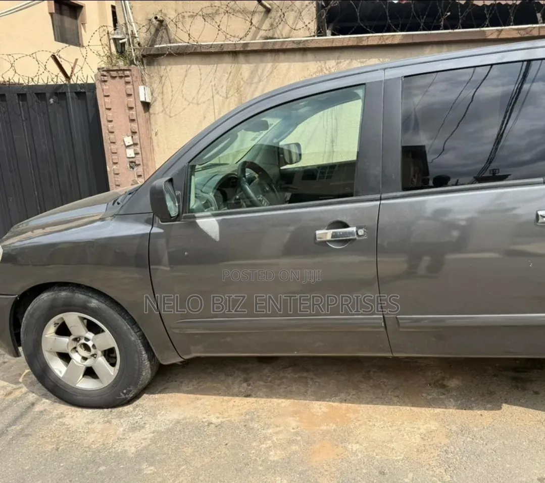 Nissan Titan 2006 Gray