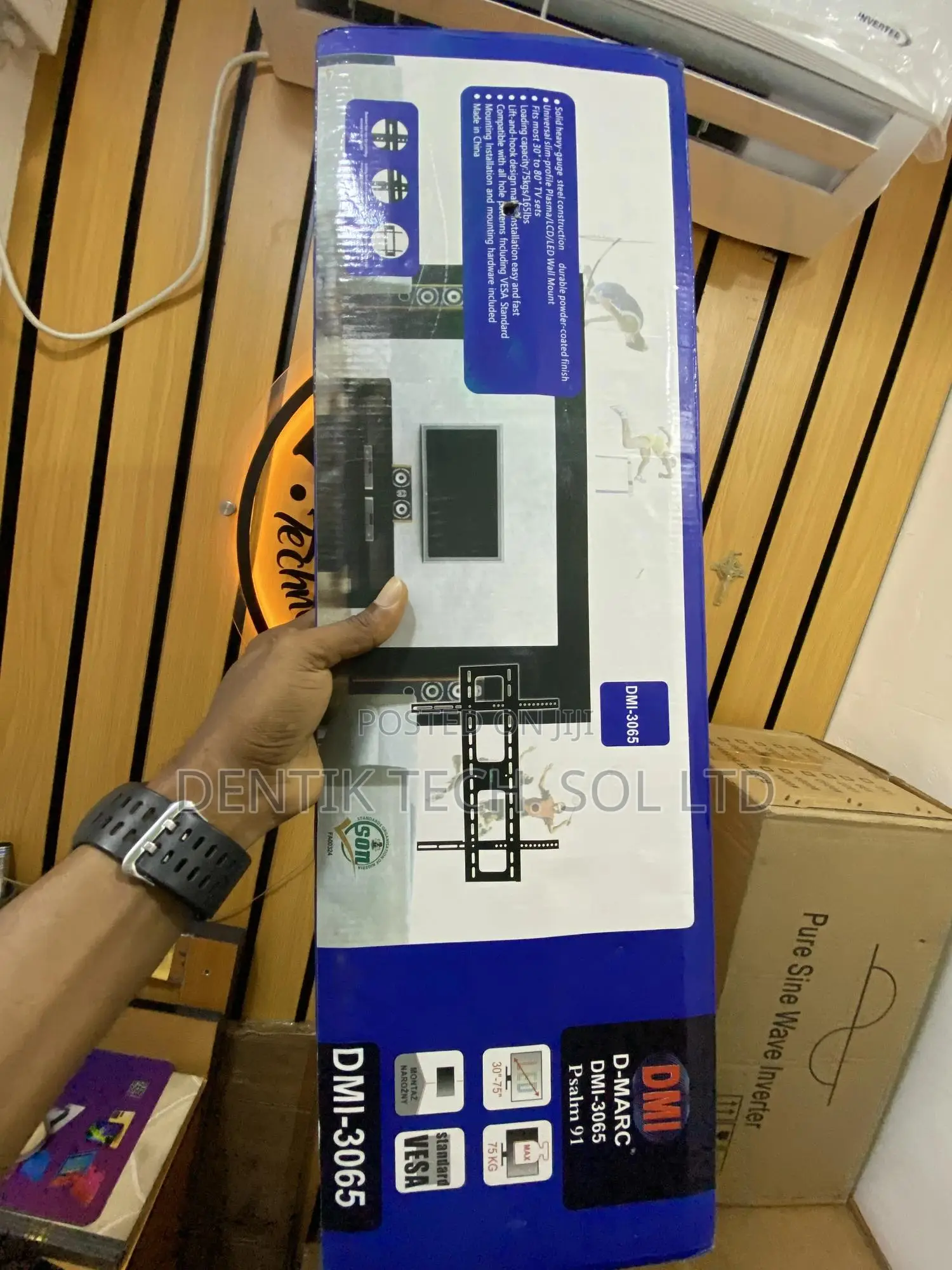 30" to 80" Flat Panel Tv Wall Bracket