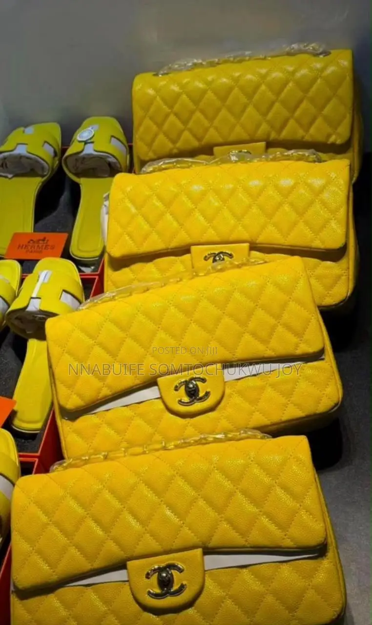 Luxury Quilted Flap Bag Matching Cut-Out Slide Sandals Set