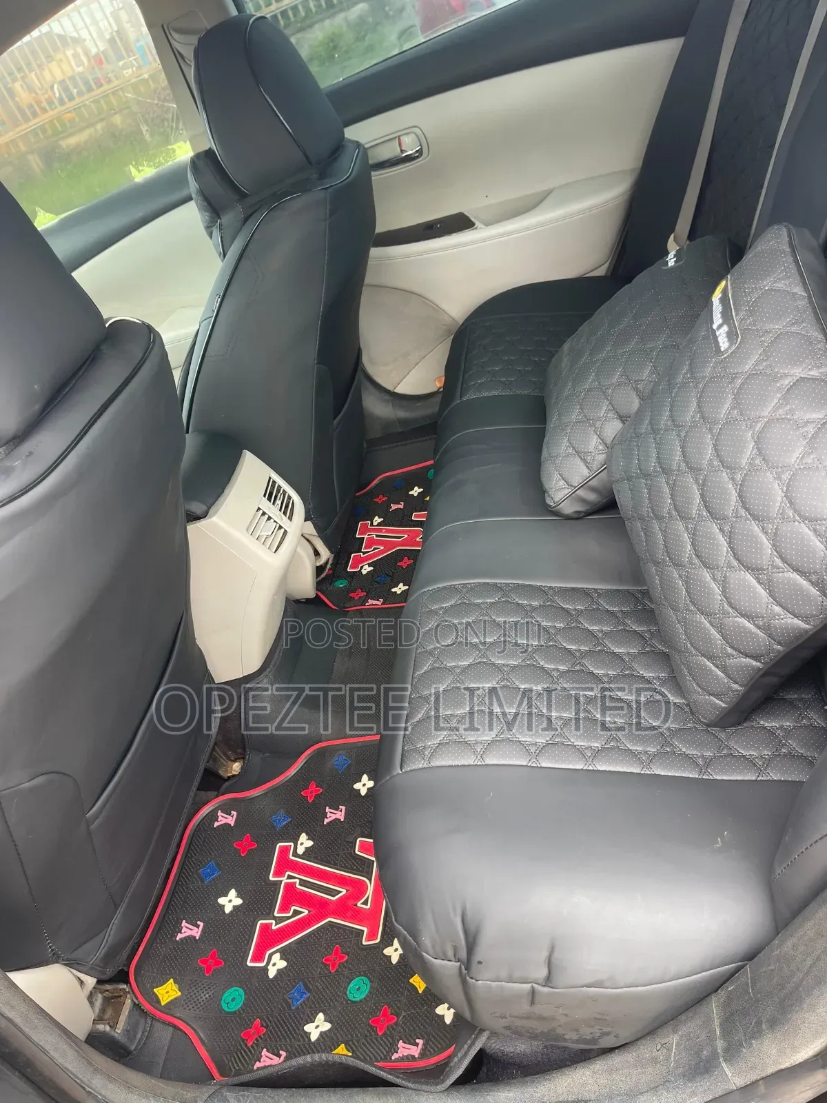 Lexus ES 350 2011 Black