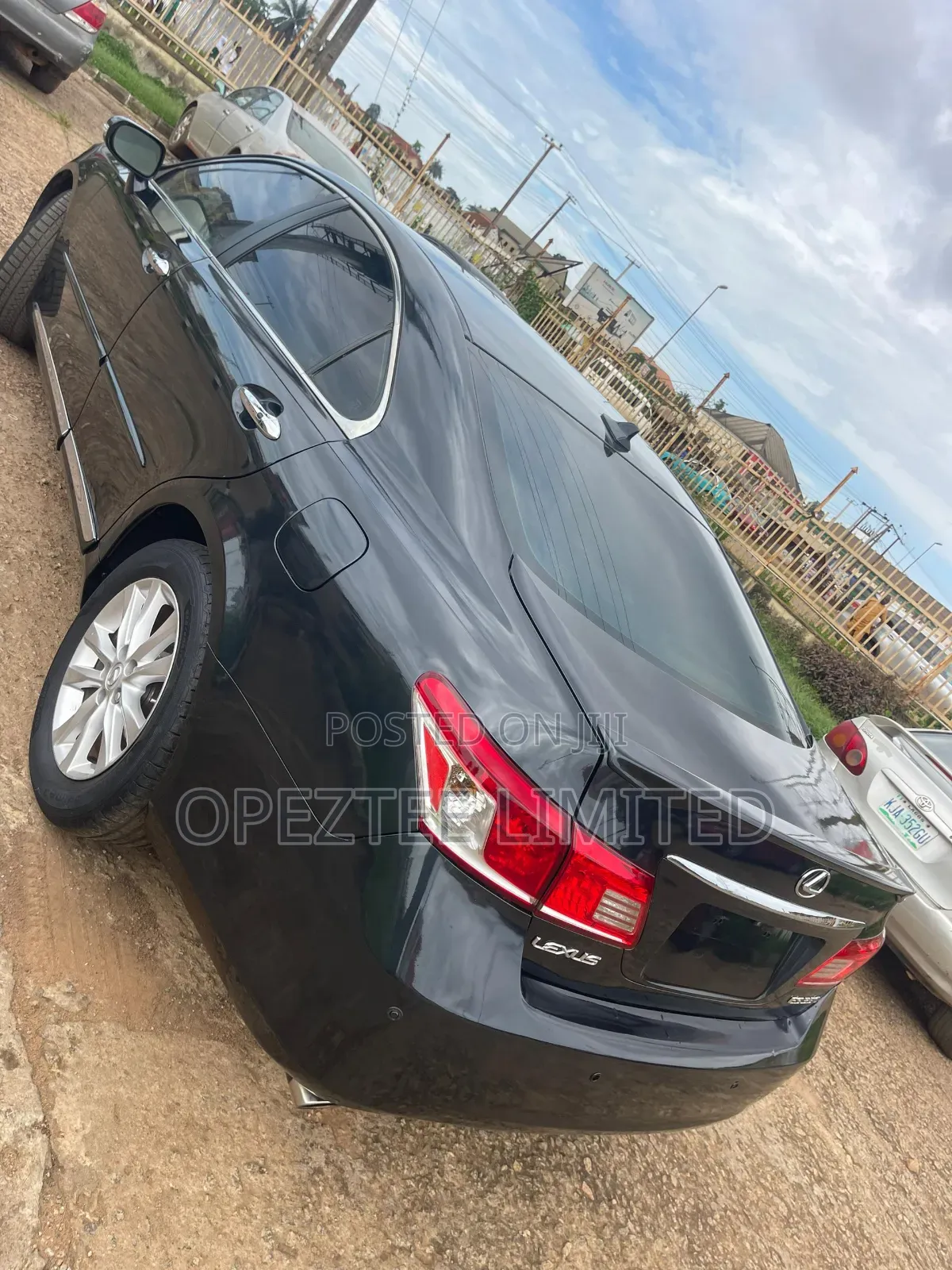 Lexus ES 350 2011 Black