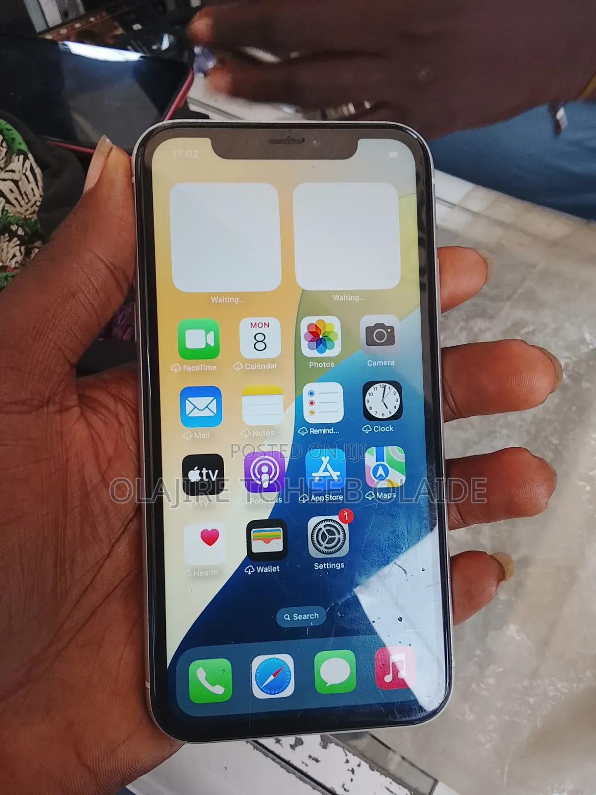 Apple iPhone XR 64 GB White