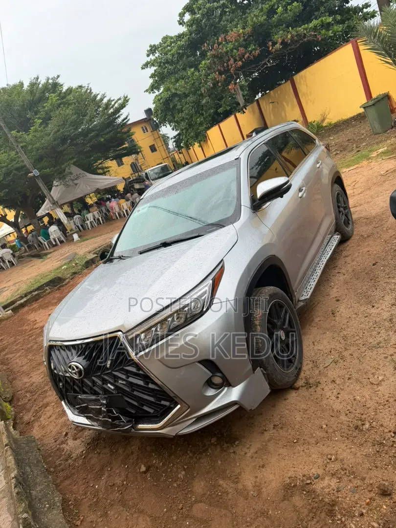 Toyota Highlander 2015 Silver