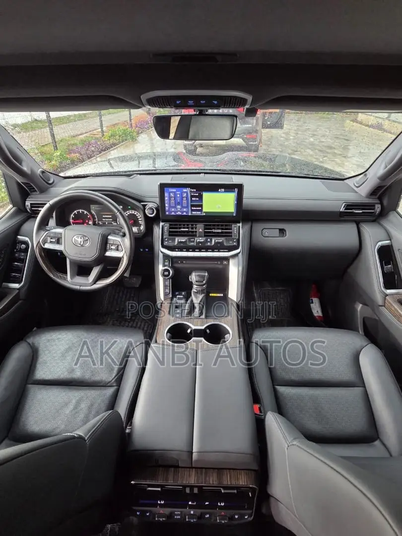 Toyota Land Cruiser 2023 Black