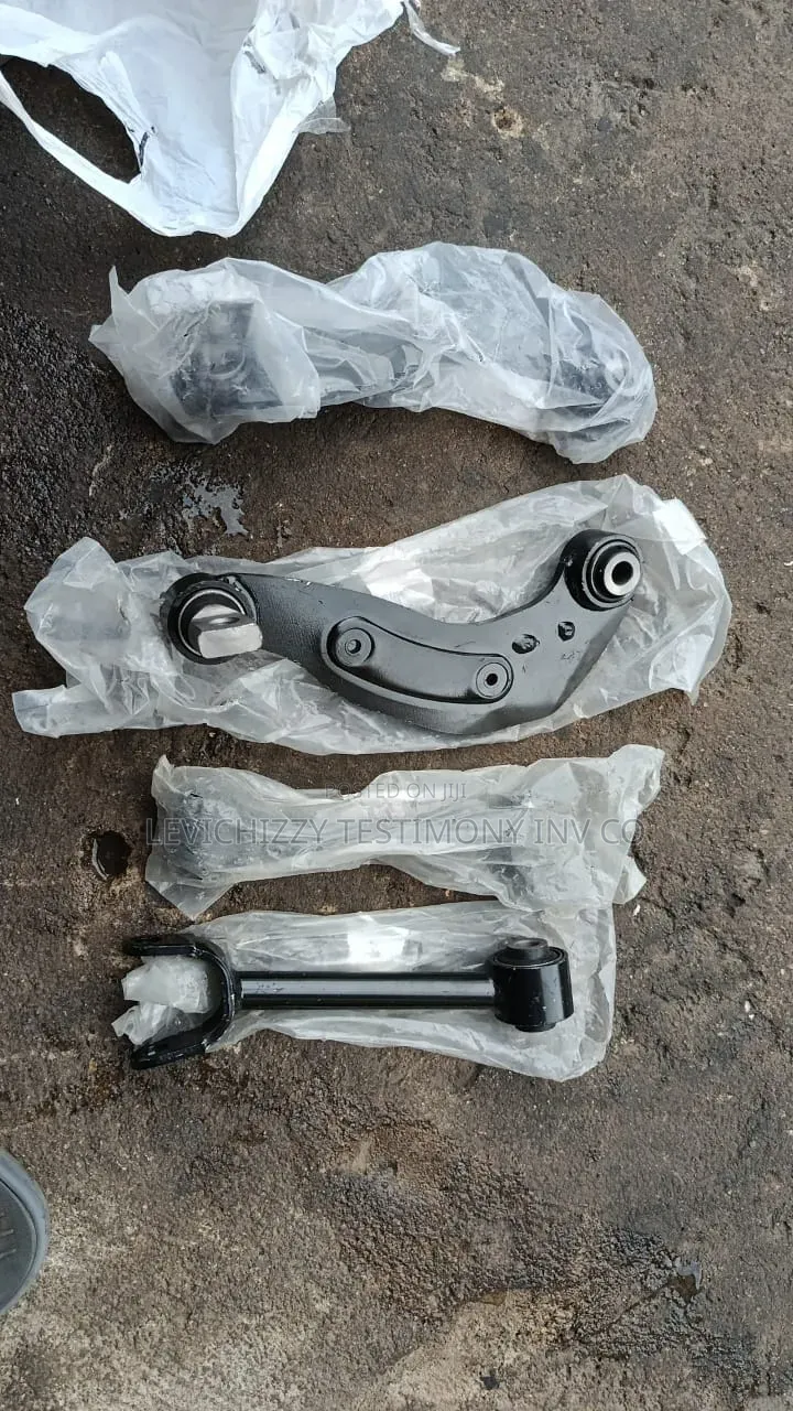 2011,2012,2013,2014 Back Arms/ Rear Control Arm