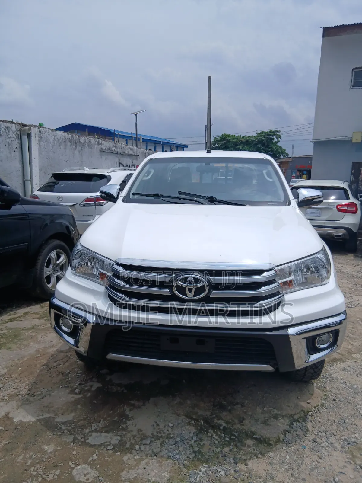 Toyota Hilux 2018 White