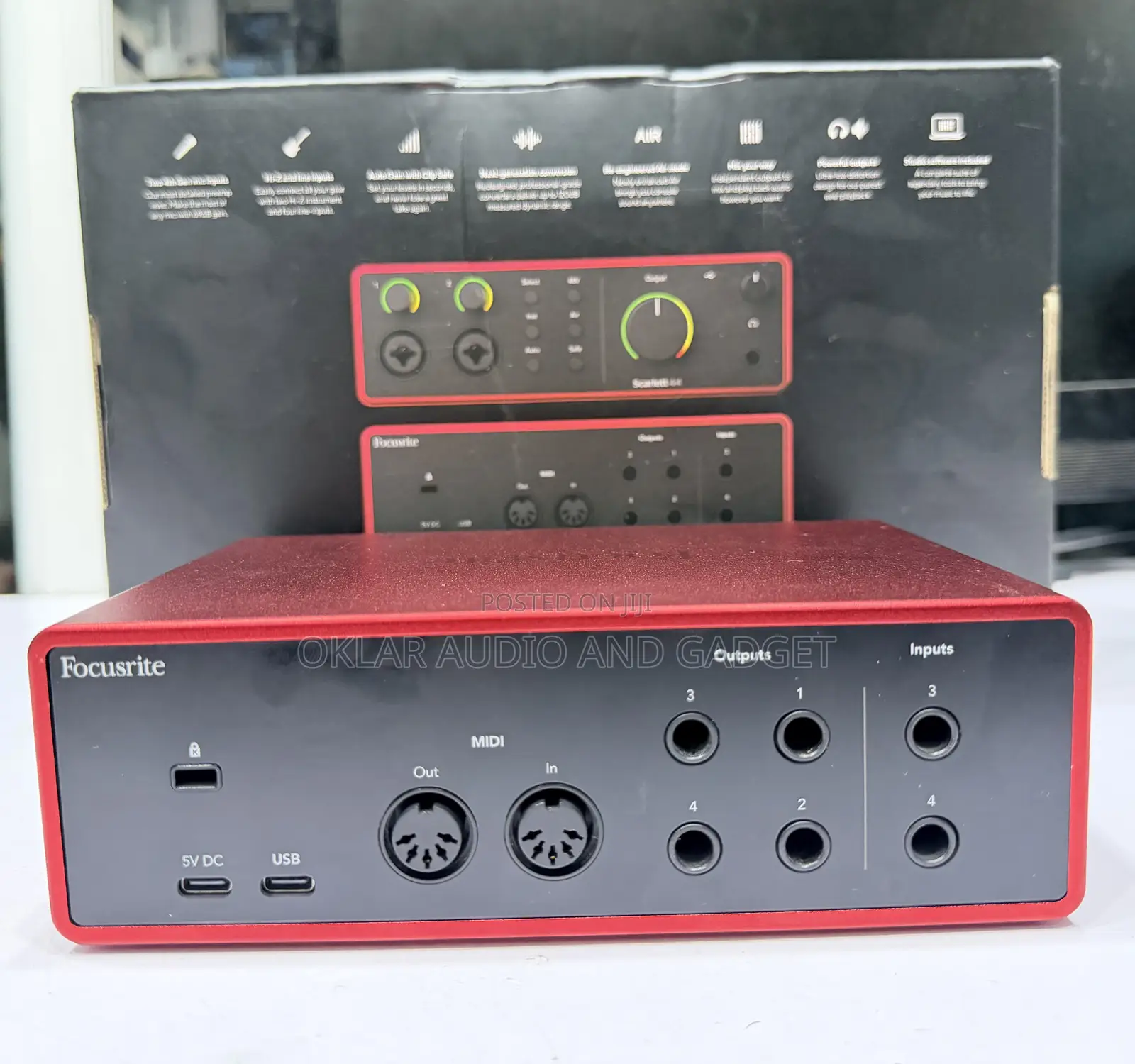 Focusrite 4i4 Audio Interface 4th Gen (Neatly Used)
