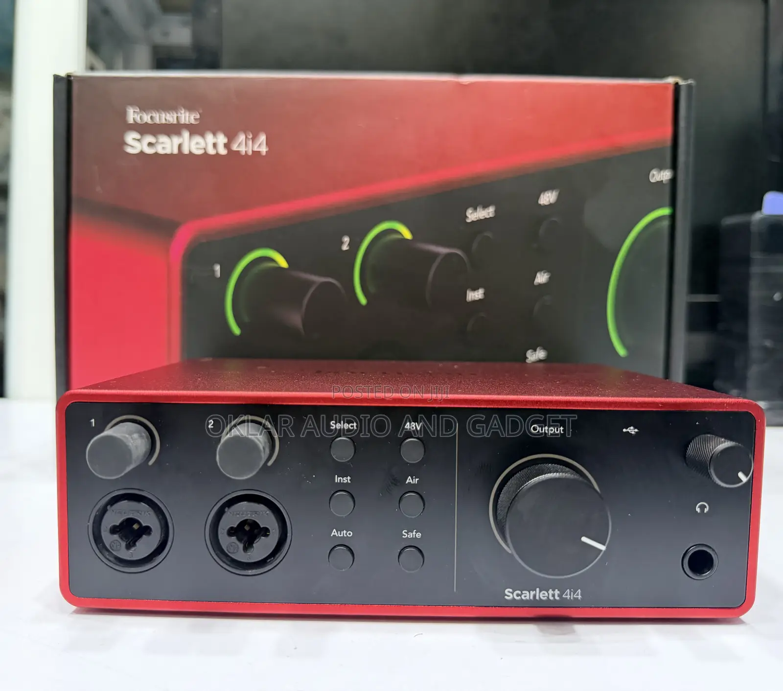 Focusrite 4i4 Audio Interface 4th Gen (Neatly Used)
