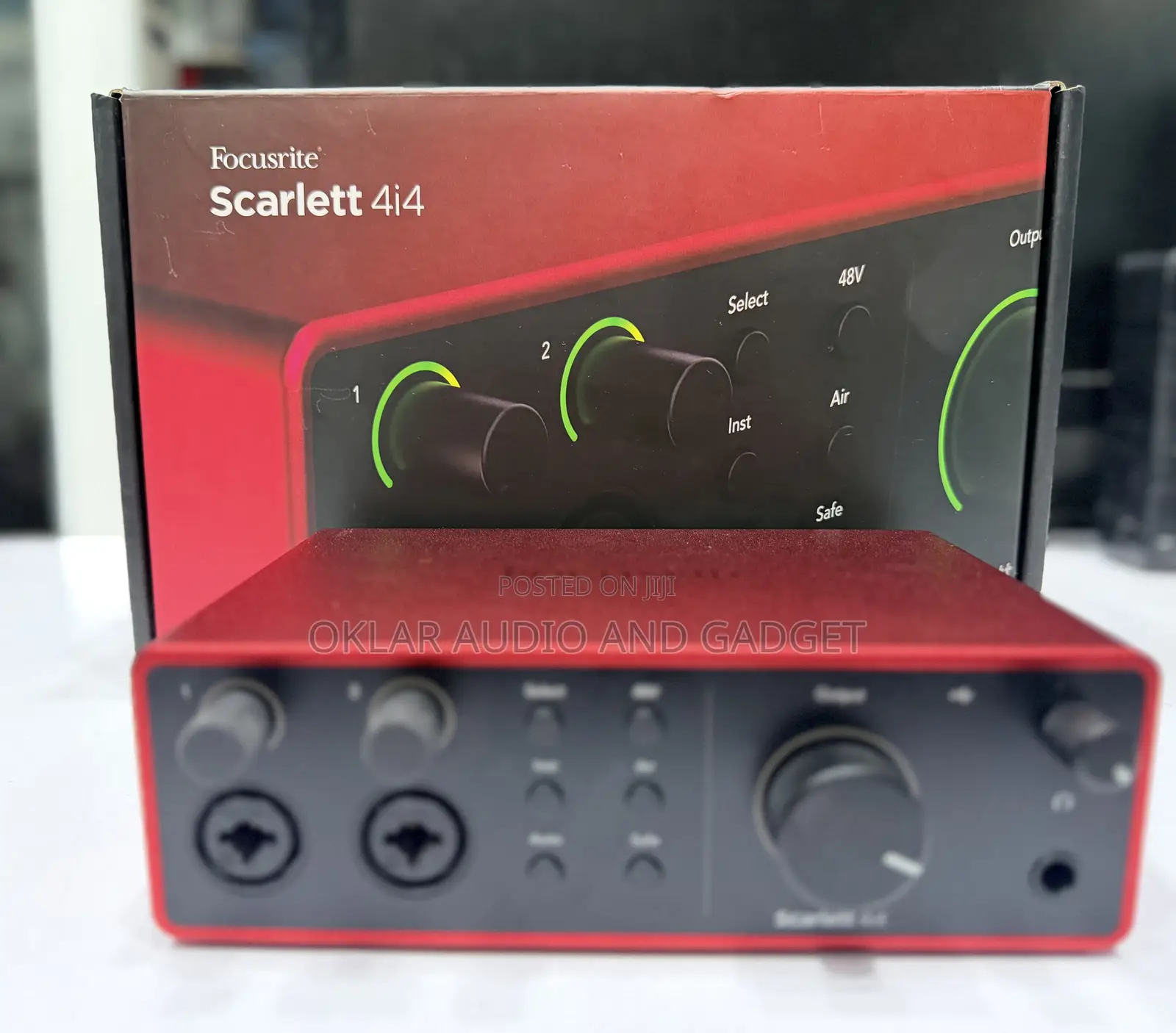 Focusrite 4i4 Audio Interface 4th Gen (Neatly Used)