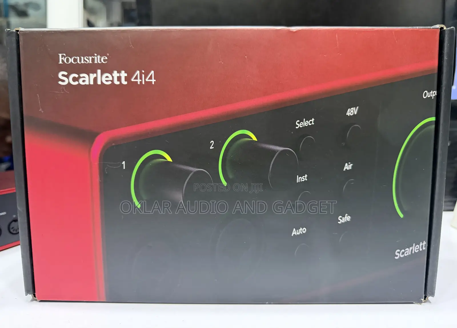 Focusrite 4i4 Audio Interface 4th Gen (Neatly Used)