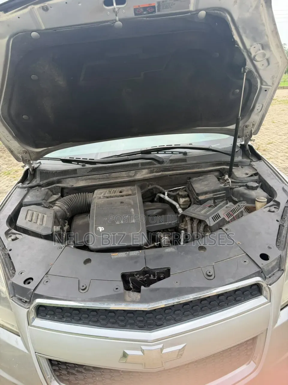 Chevrolet Equinox LS 4dr SUV (2.4L 4cyl 6A) 2015 Silver