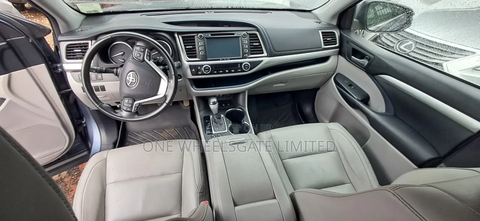 Toyota Highlander 2017 Blue
