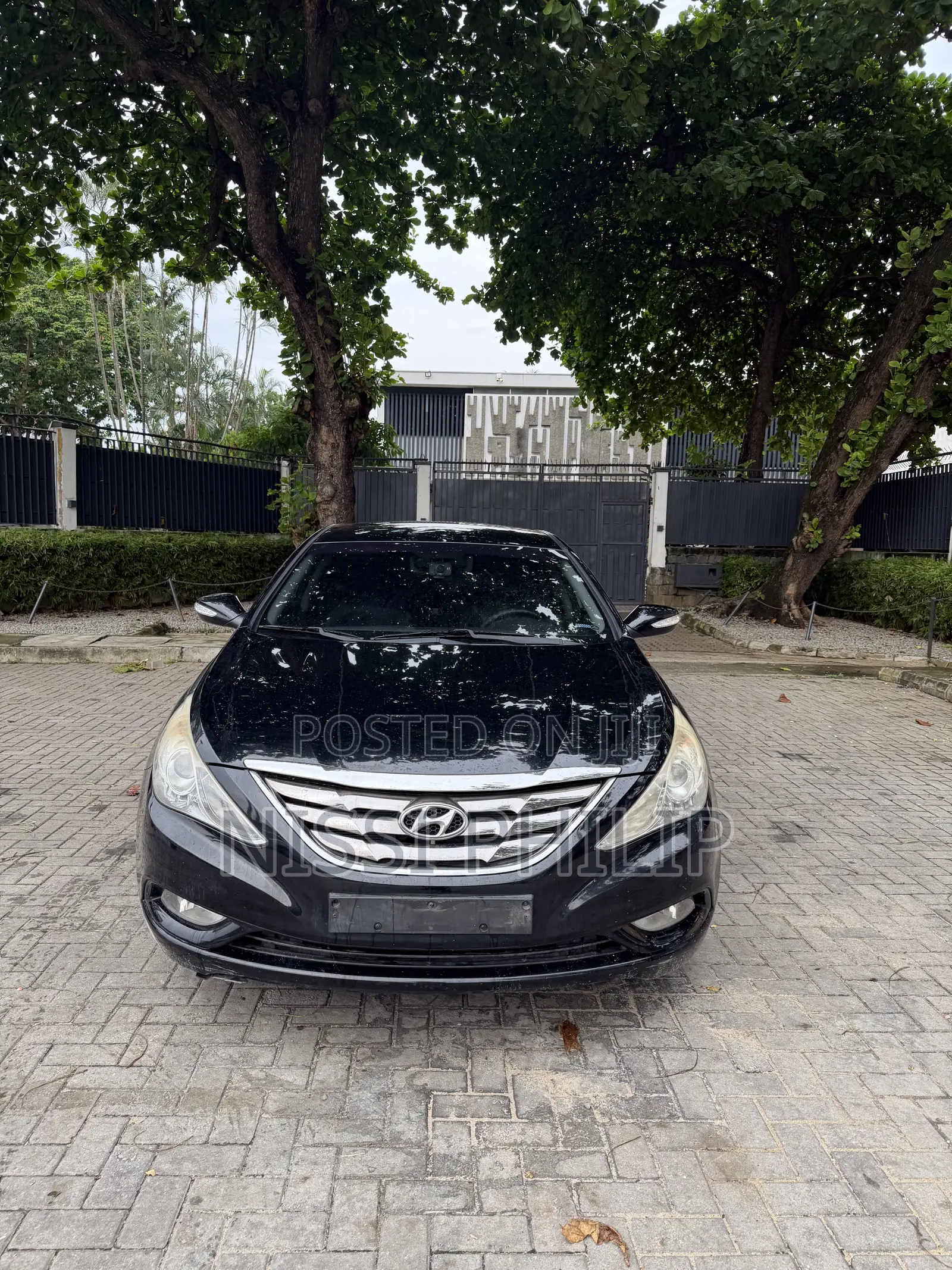 Hyundai Sonata 2010 Black
