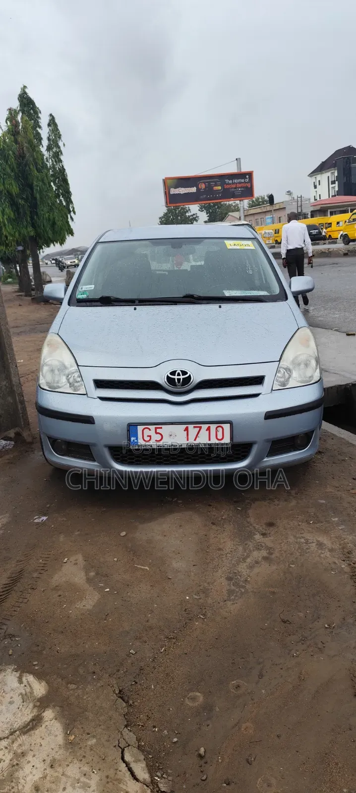 Toyota Avensis Verso 2005 Blue