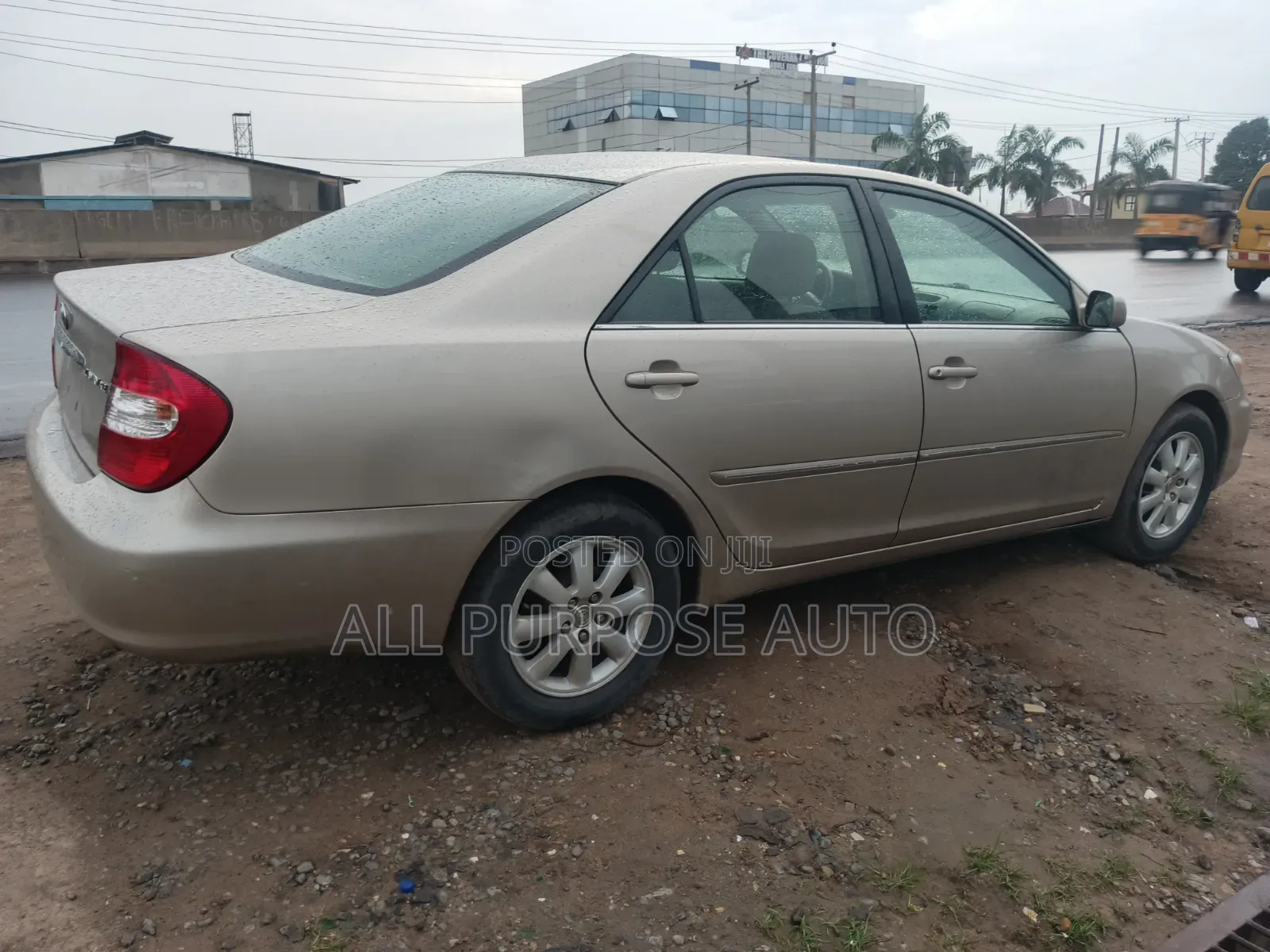 Toyota Camry 2004 Gold