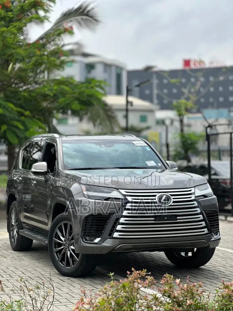 Lexus LX 600 2022 Gray