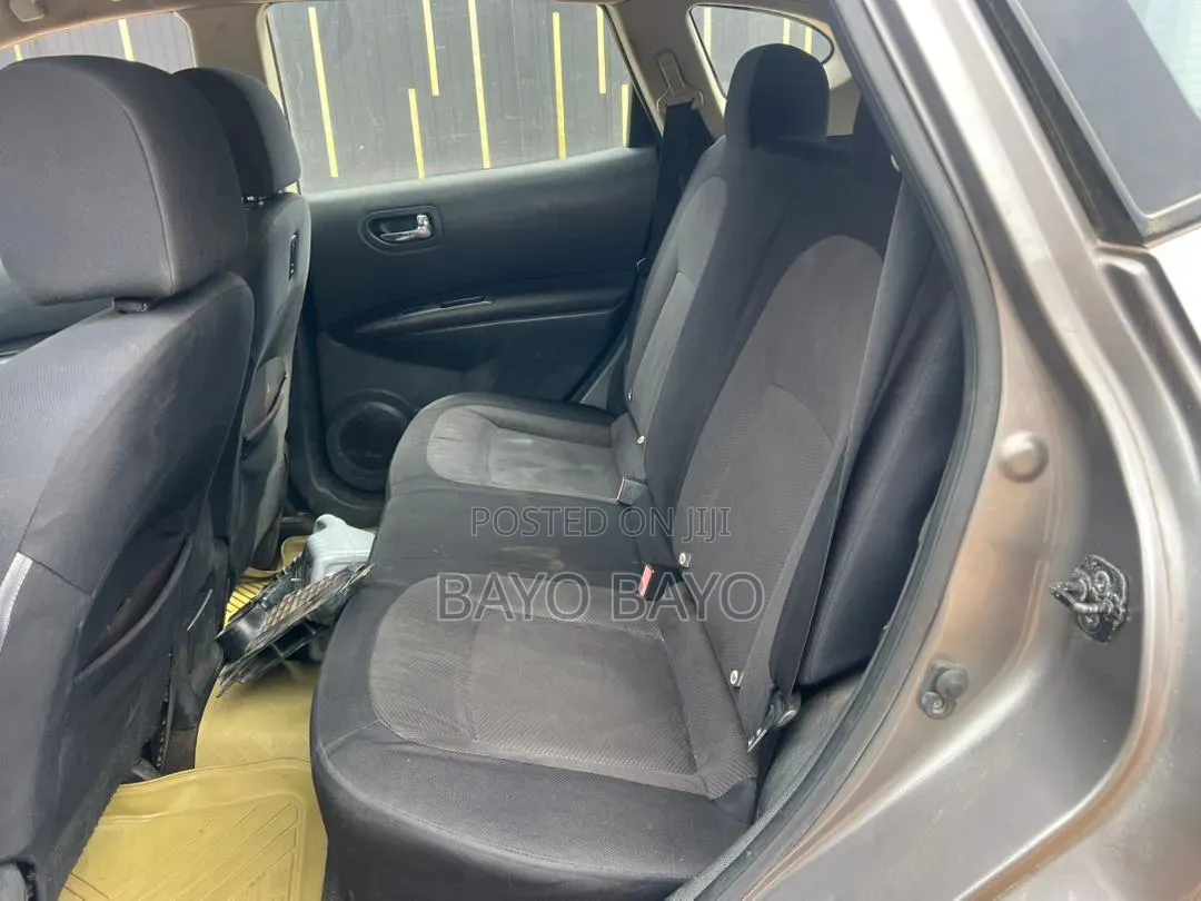Nissan Rogue SV 2012 Gray