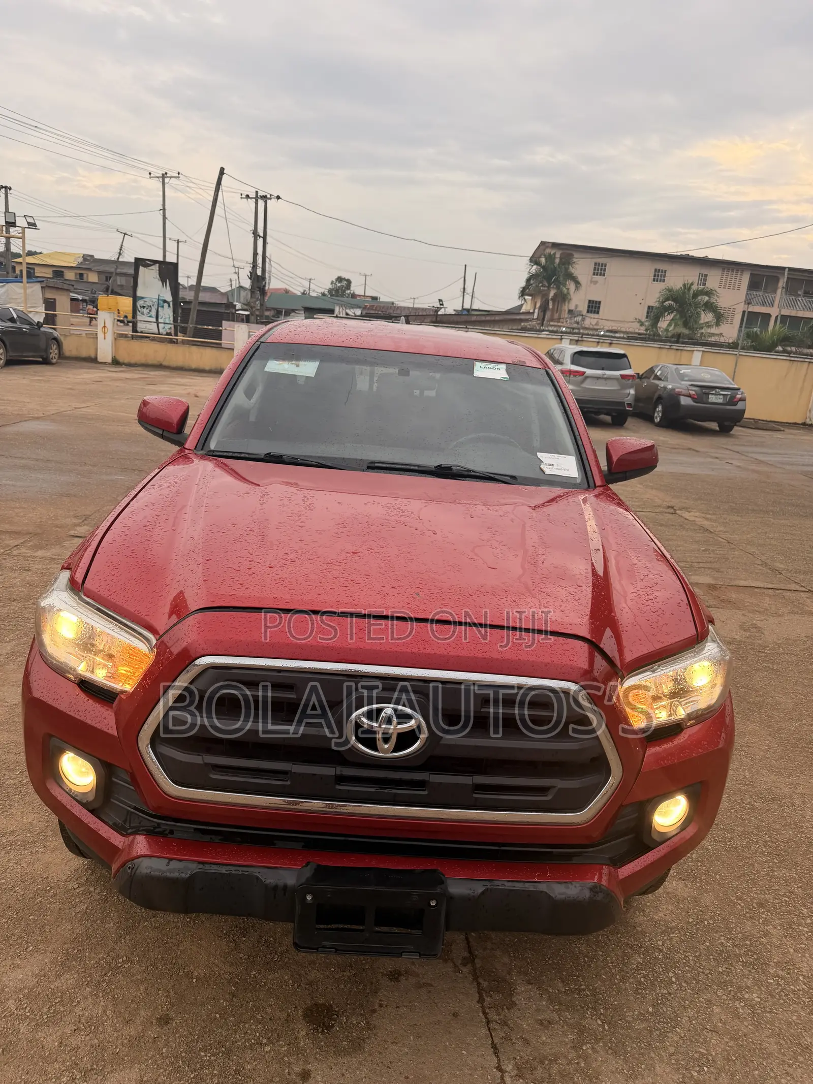 Toyota Tacoma SR5 2017 Red