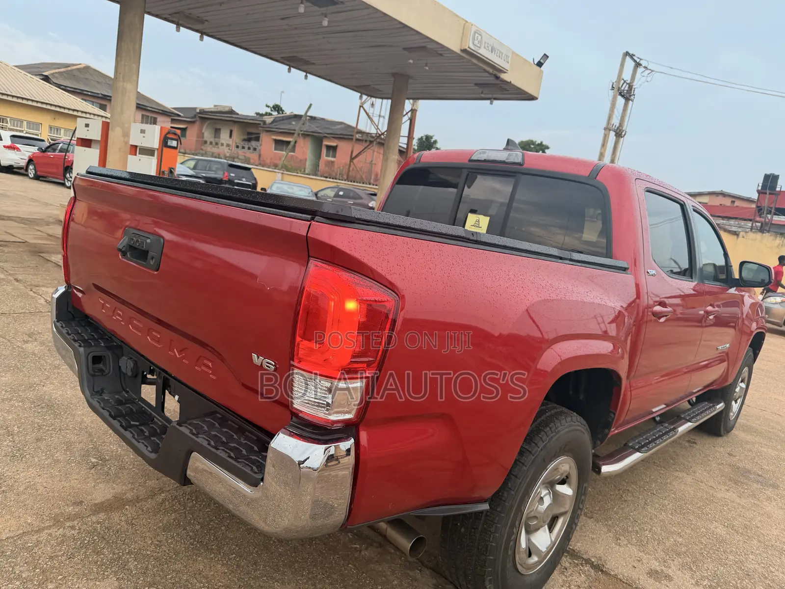 Toyota Tacoma SR5 2017 Red