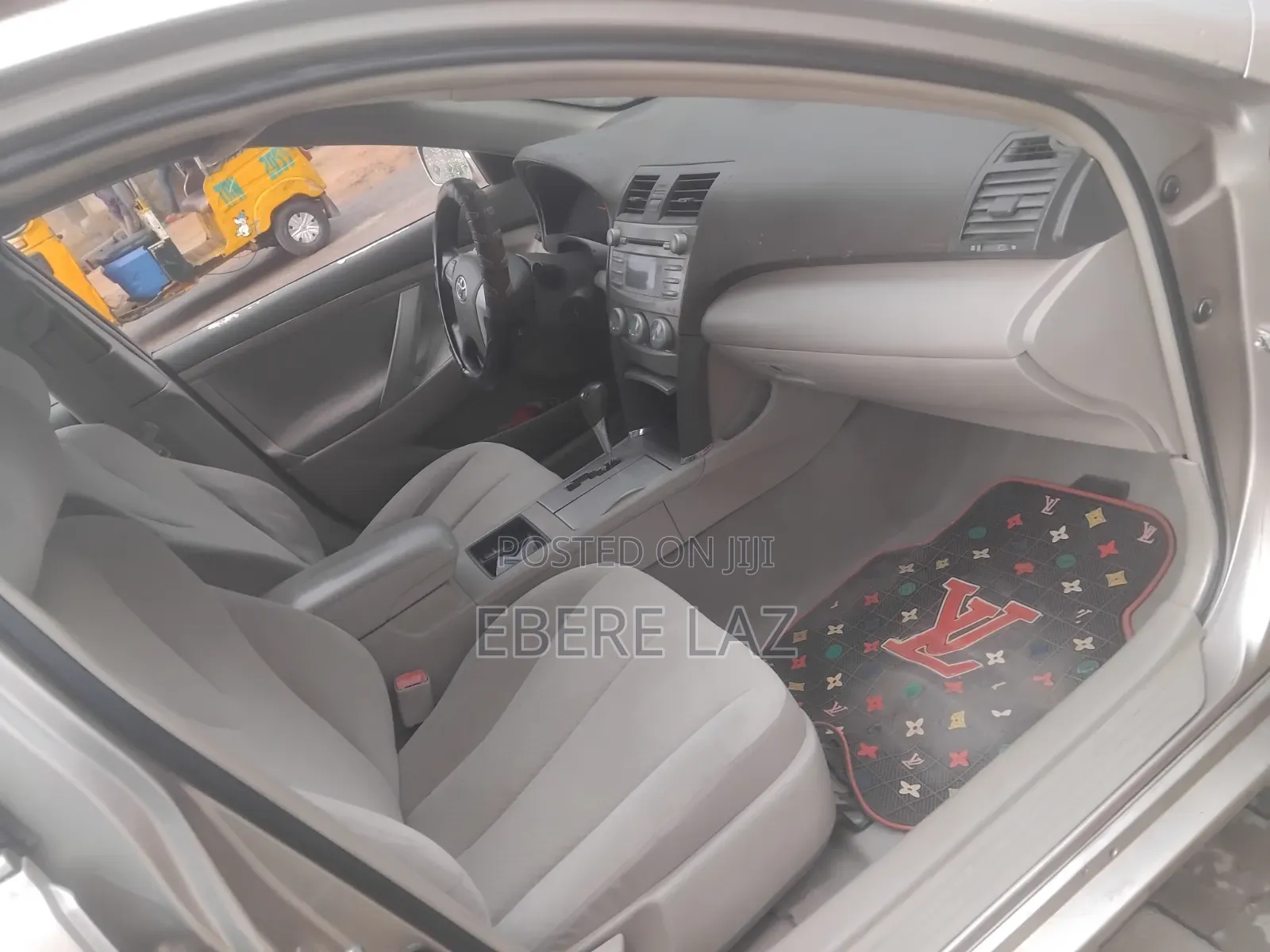 Toyota Camry 2008 Gold