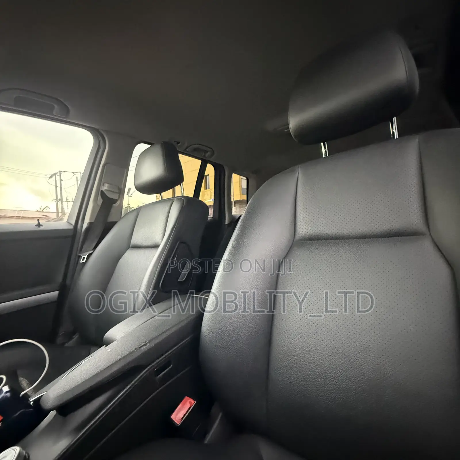 Mercedes-Benz GLK-Class 350 4MATIC 2010 White