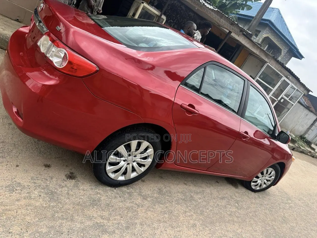 Toyota Corolla LE 4dr Sedan (1.8L 4cyl 4A) 2013 Red