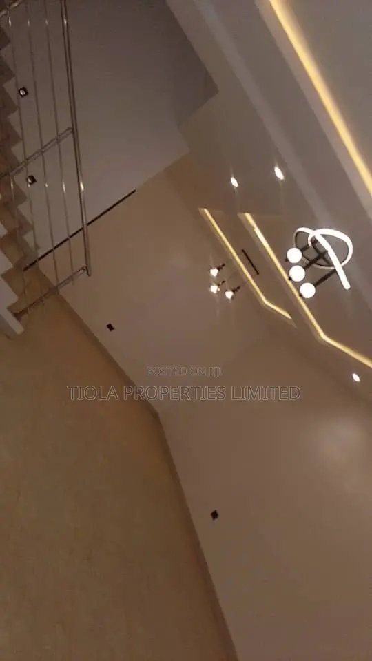 4bdrm Duplex in Peachville Estate, Kaura for rent