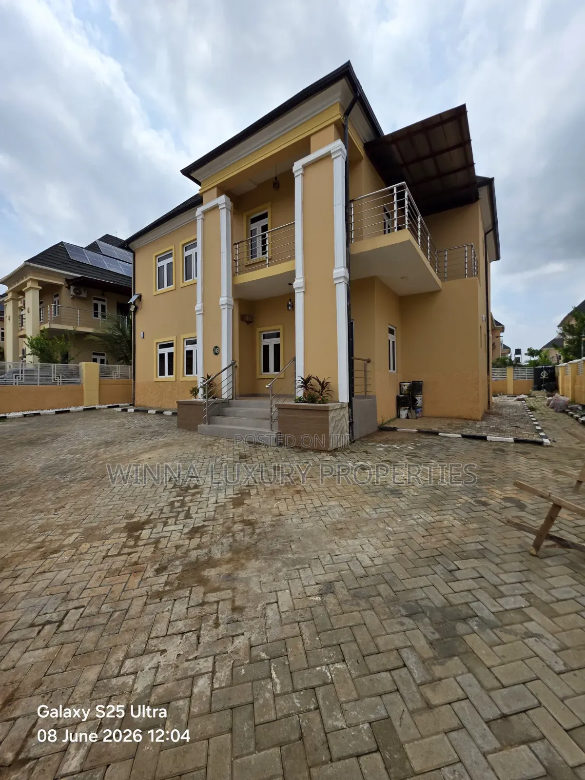 4bdrm Duplex in Manor Estate, Gaduwa for rent