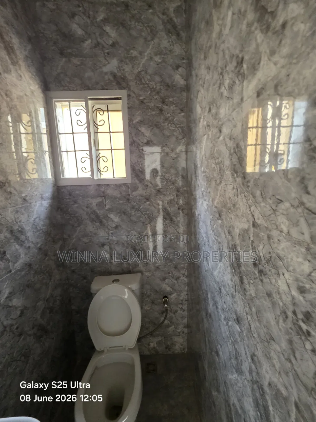 4bdrm Duplex in Manor Estate, Gaduwa for rent