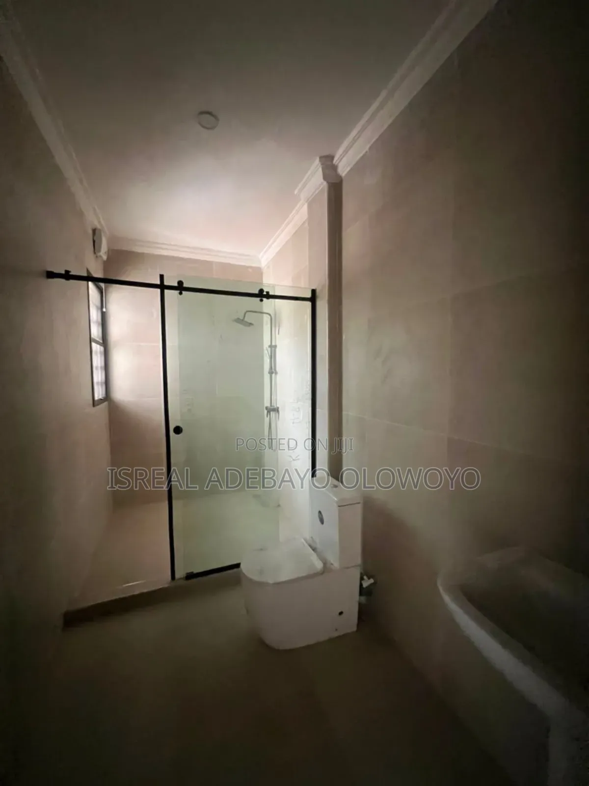 4bdrm Apartment in Lekki Phase 1 for rent