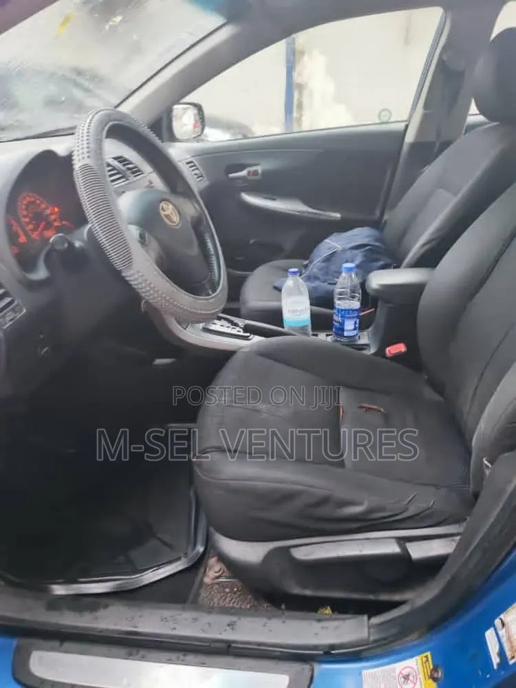 Toyota Corolla 2009 Blue