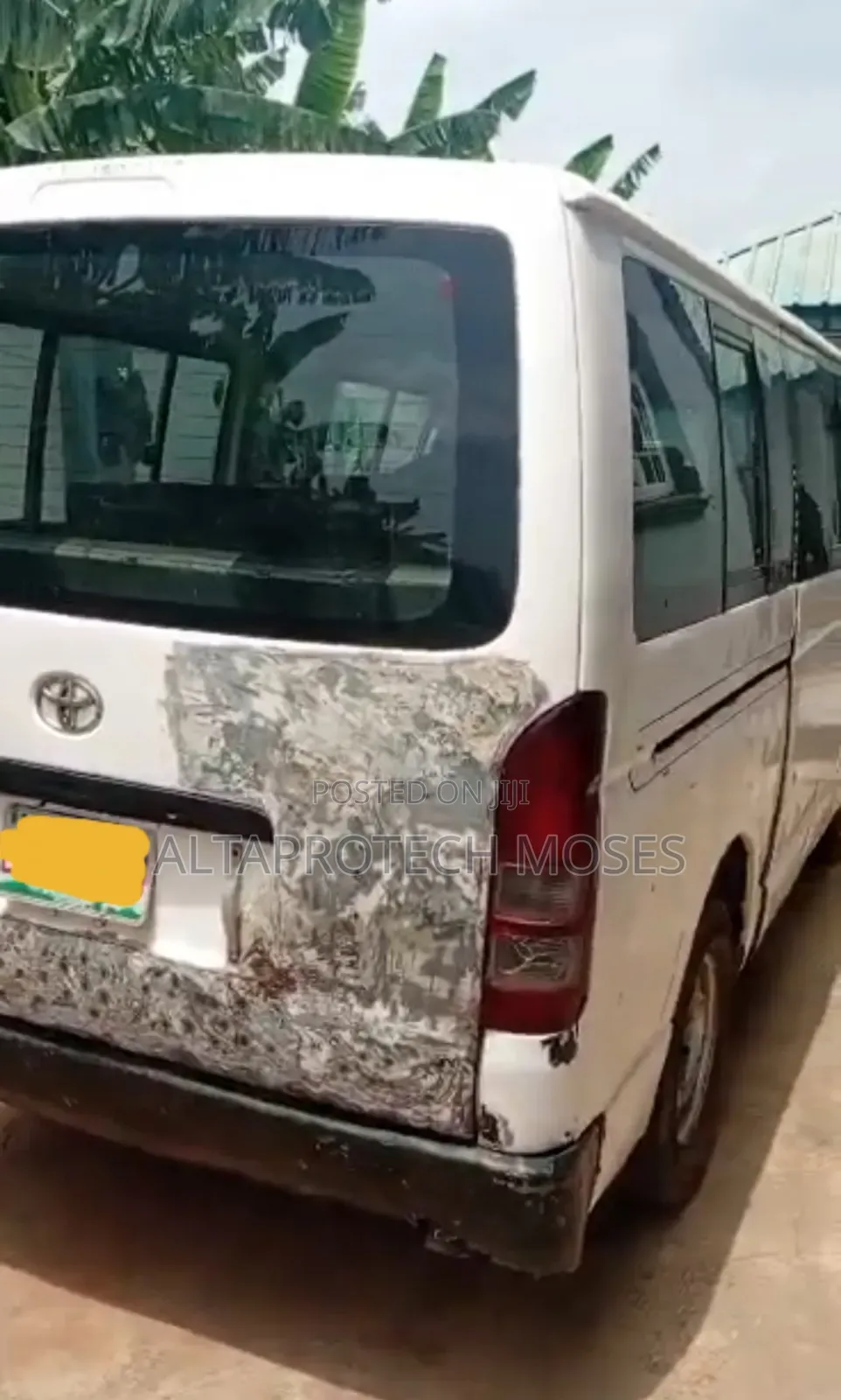 Toyota HiAce 2006 White