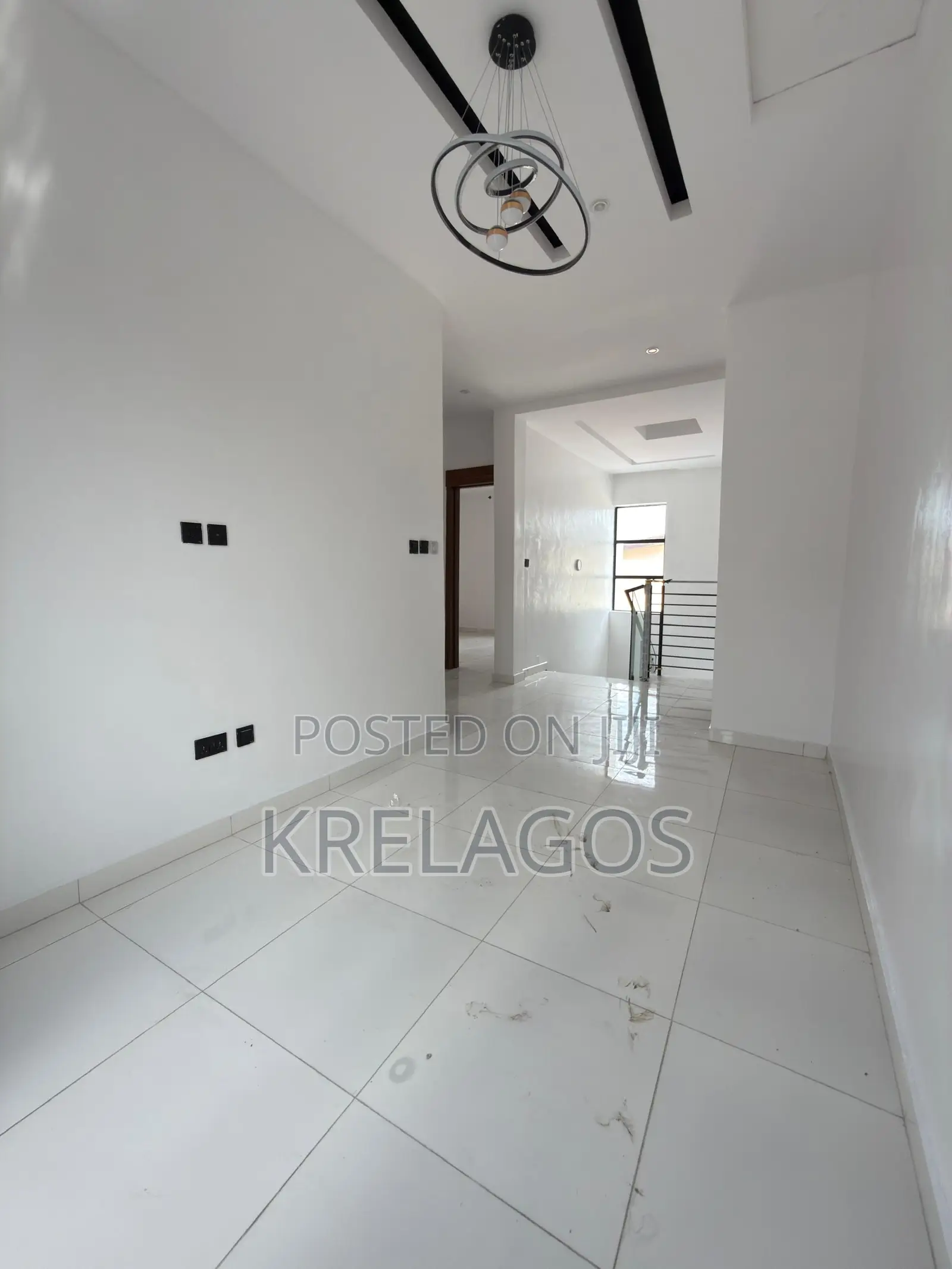 4bdrm Duplex in Olokonla for sale