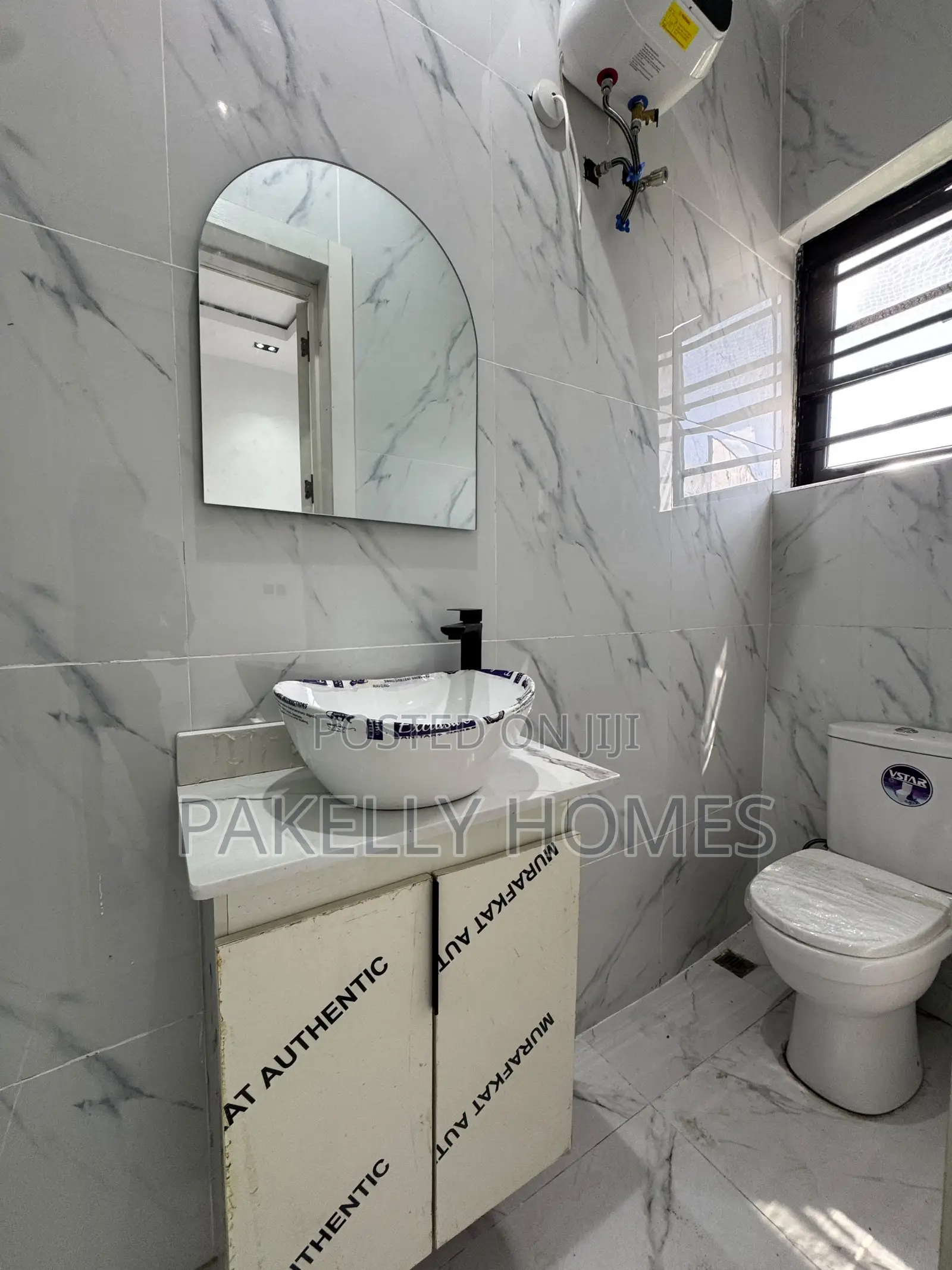4bdrm Duplex in Thomas Estate for sale