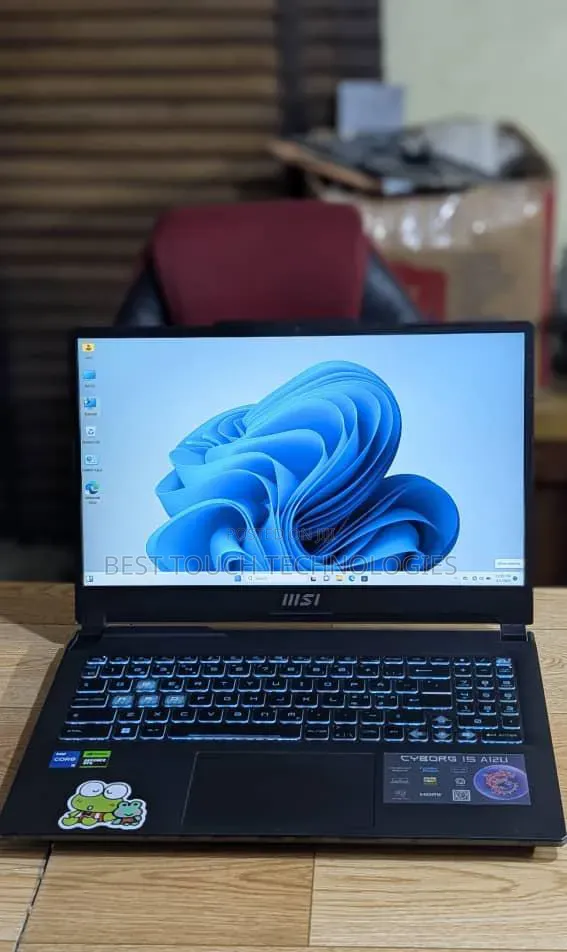 Laptop MSI Cyborg 15 8GB Intel Core i5 SSD 512GB