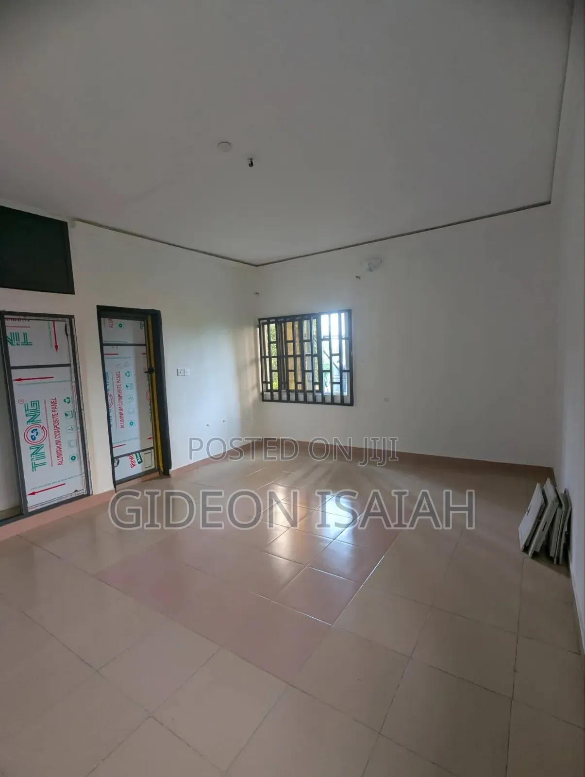 3bdrm Apartment in Osongama, Uyo for rent