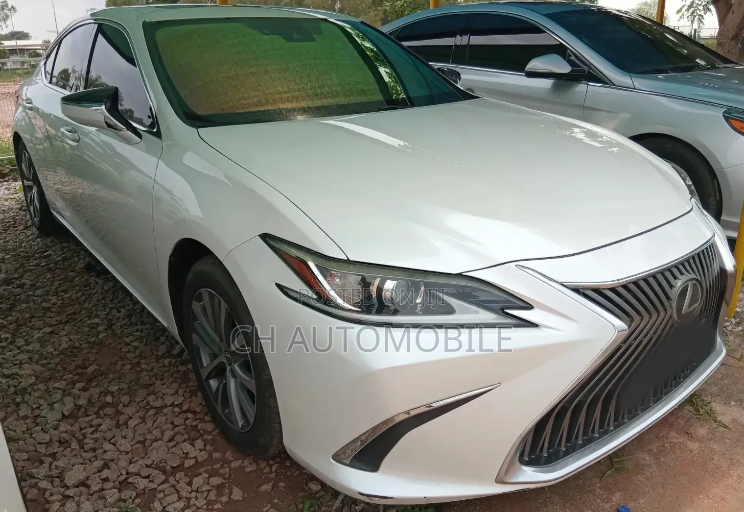 Lexus ES 350 Ultra Luxury FWD 2019 Off white