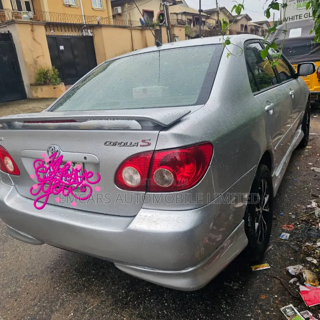 Toyota Corolla S 2005 Silver