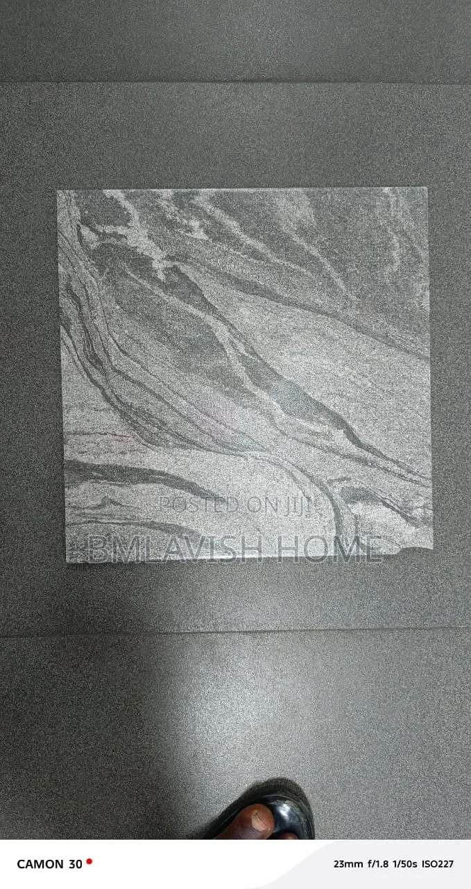 40x40cm Matt Floor Tiles (Kitchen and Toilet)