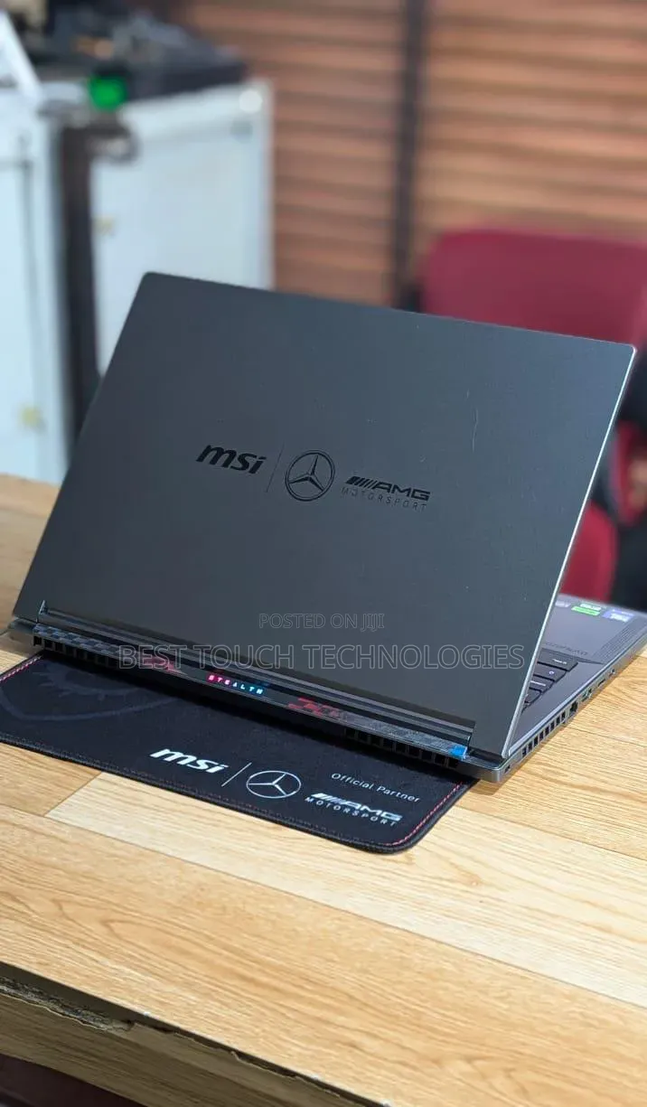 Laptop MSI GS66 Stealth 12UHS 32GB Intel Core Ultra 9 SSD 2T