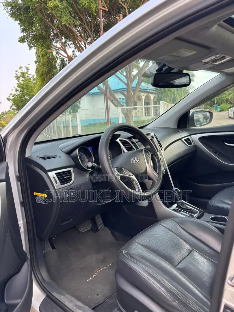 Hyundai Elantra 2013